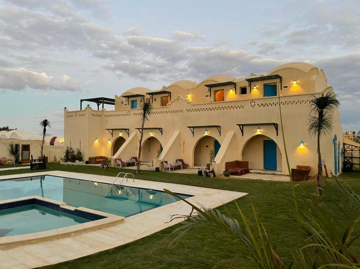 Lake House By Tunisia Green Resort Qaryat at Ta'mir as Siyahiyah エクステリア 写真