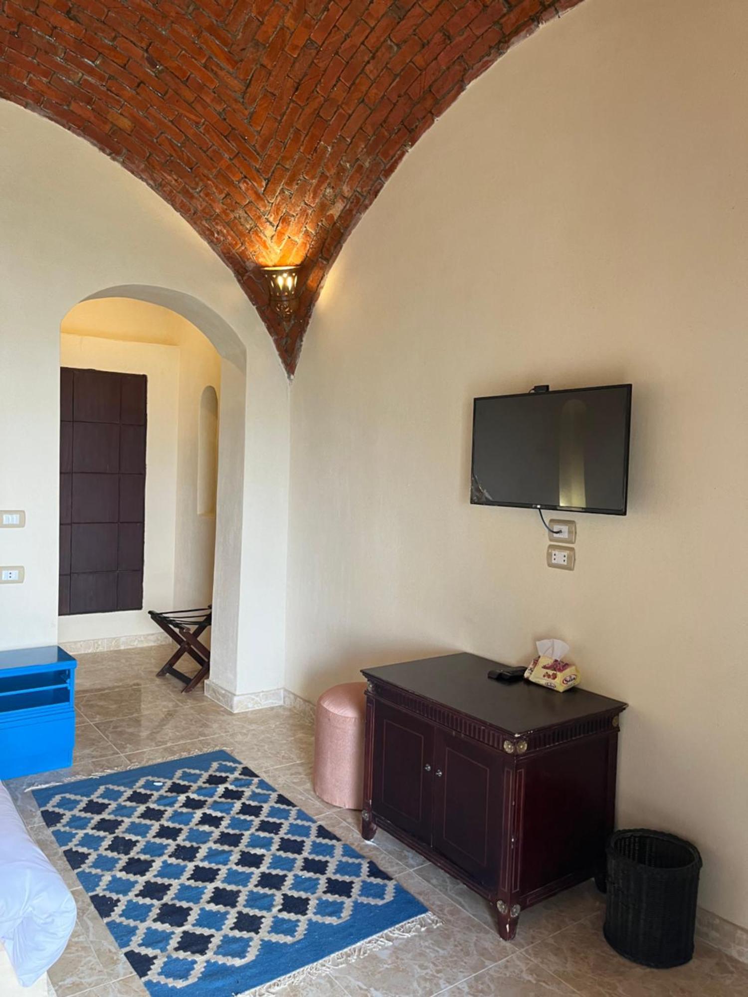 Lake House By Tunisia Green Resort Qaryat at Ta'mir as Siyahiyah エクステリア 写真
